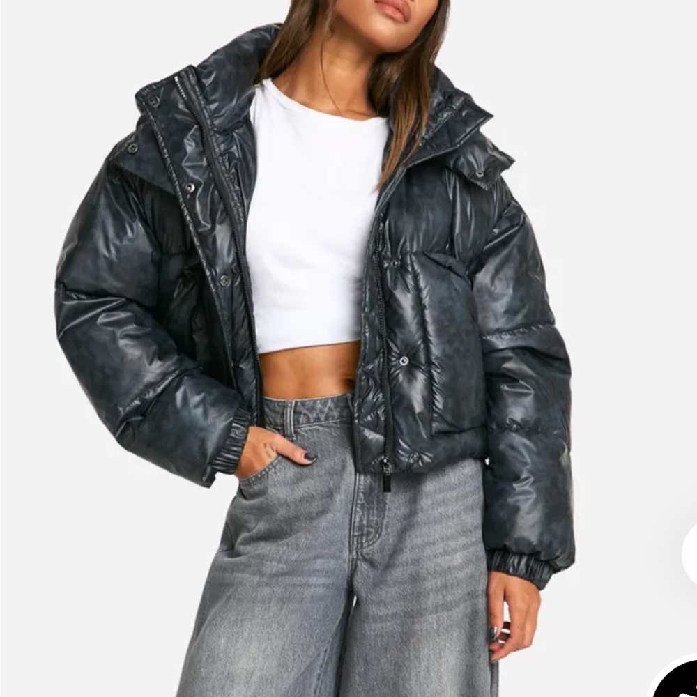 Women's Distressed Look Navy Oversized Puffer Jacket